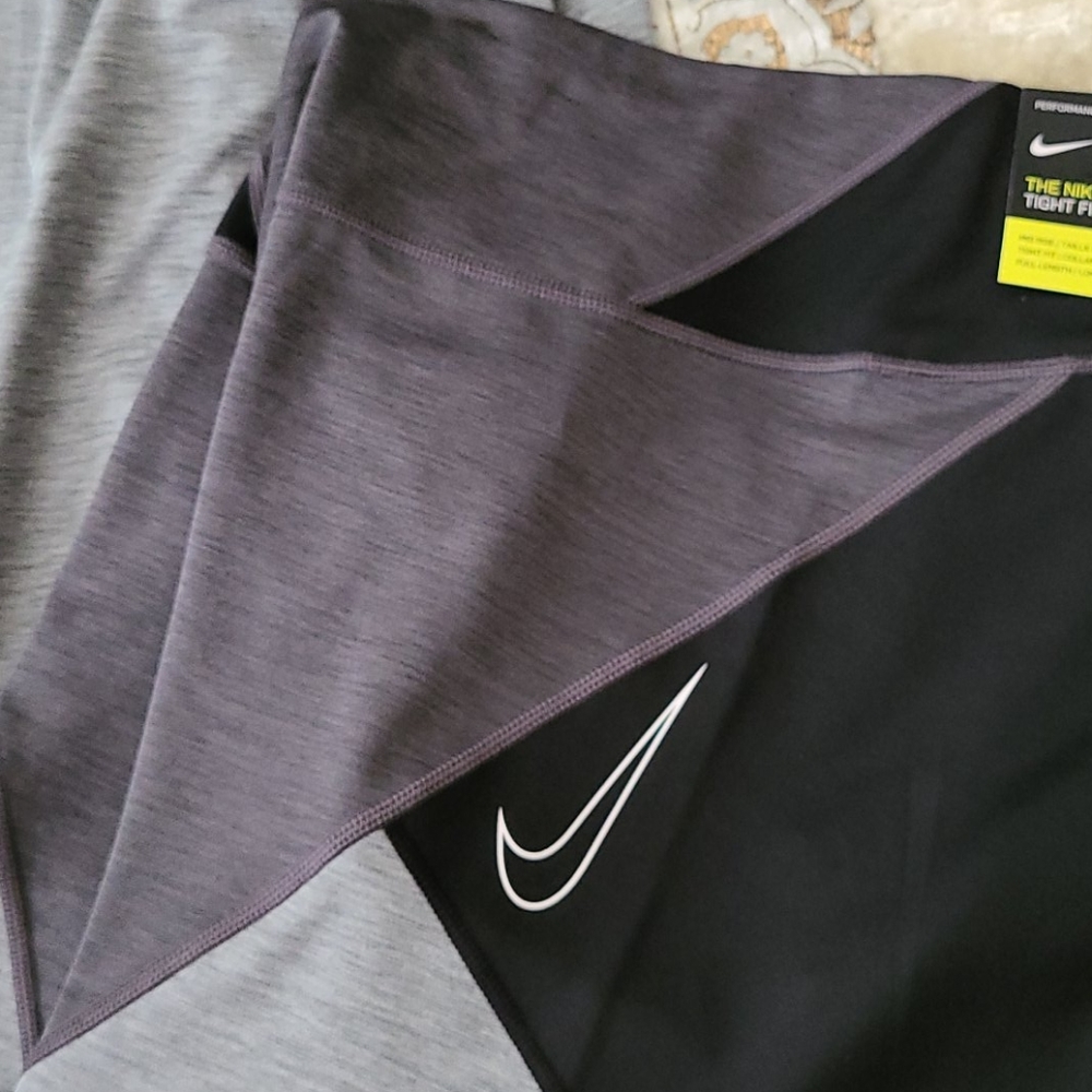 The Nike ONE 2X, 3XL Dri-FIT Leggings - Picture 11 of 13